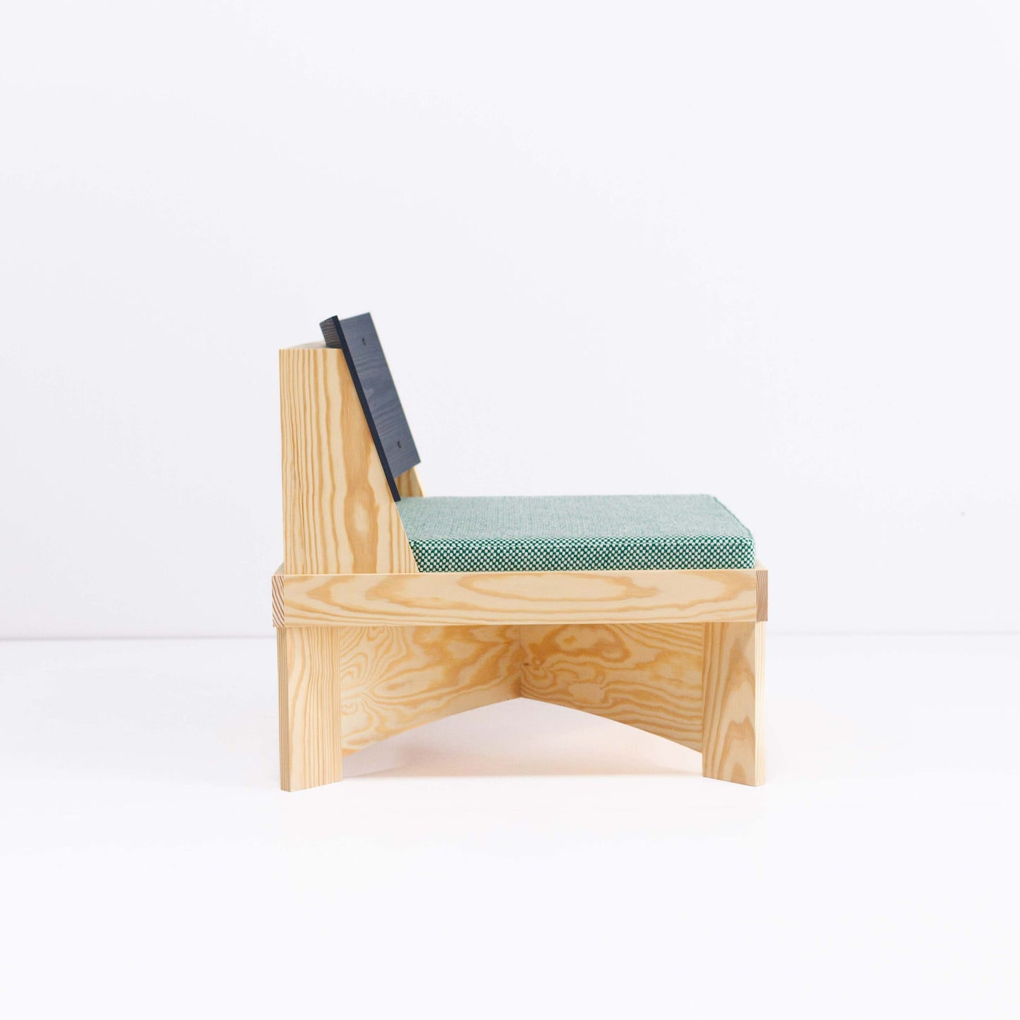 Fiona 40 Chair