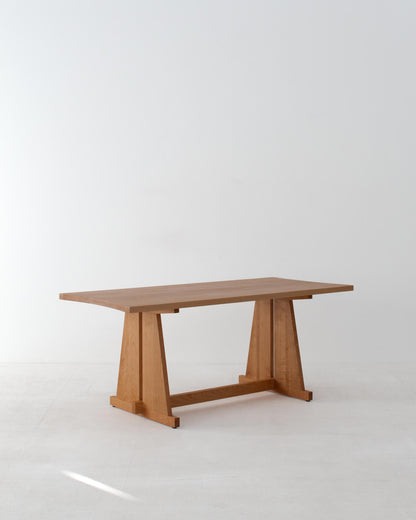 Lola Table [Classic]